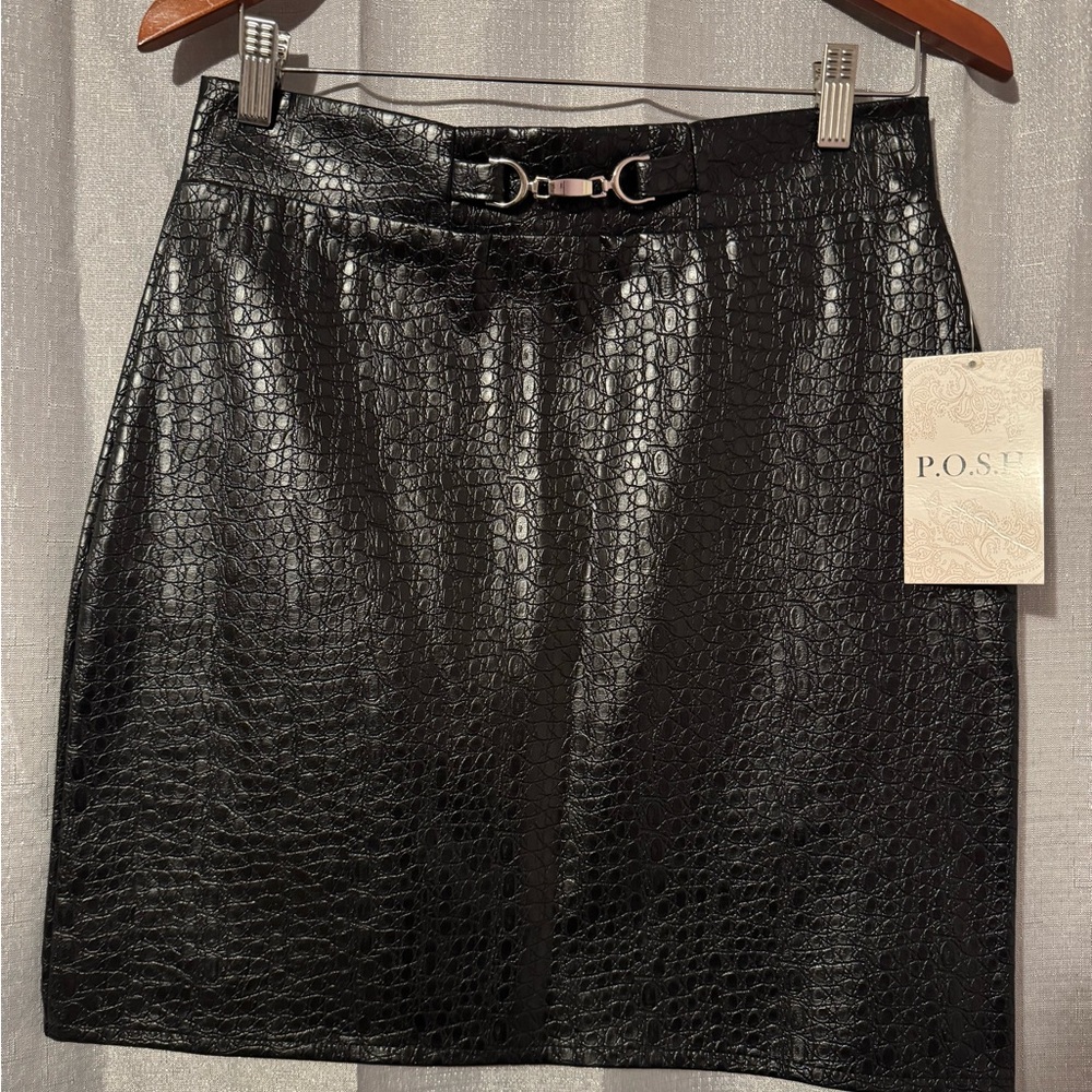 Posh Black Faux Leather Skirt